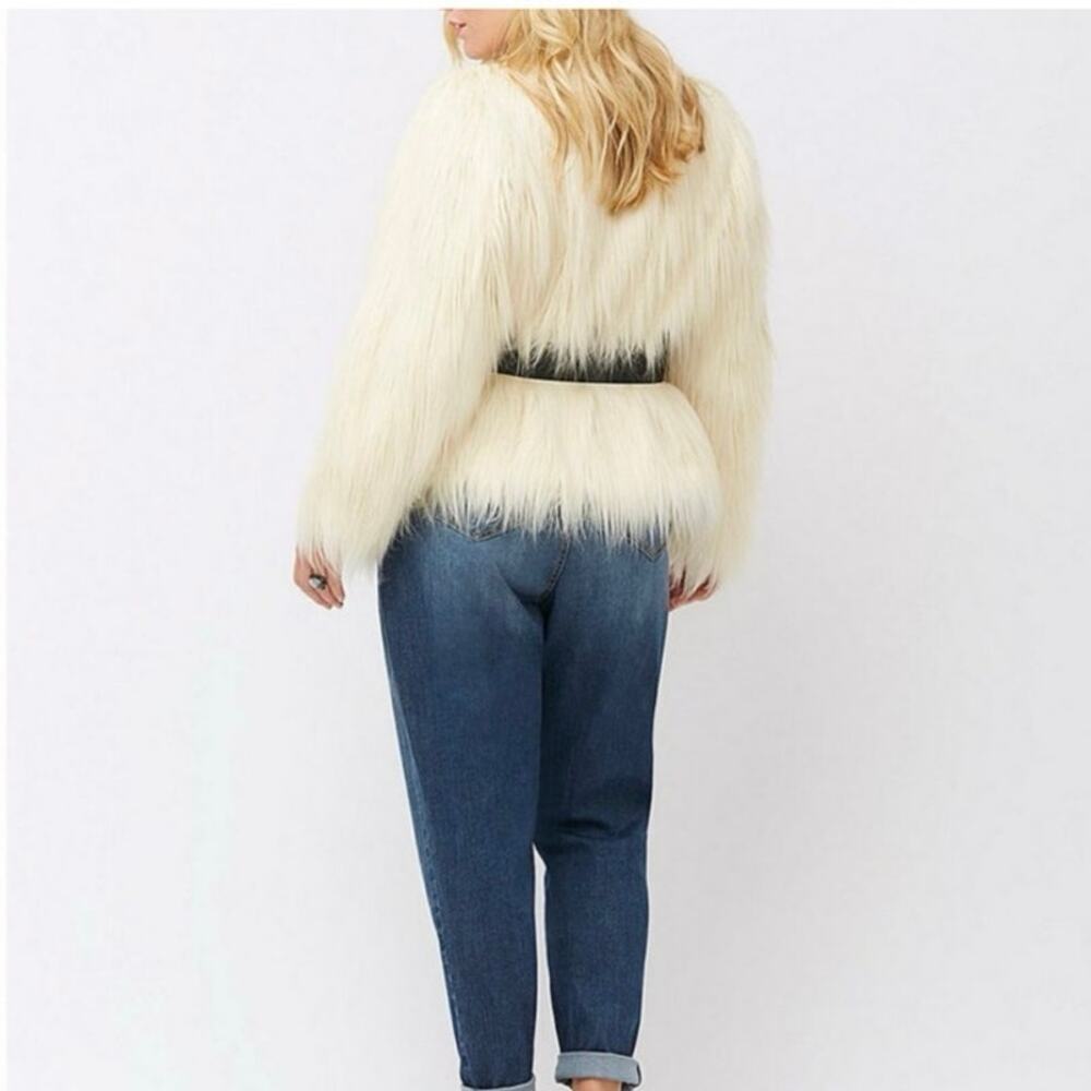 Lane Bryant shaggy faux fur off white coat size 14/16 - Picture 4 of 6